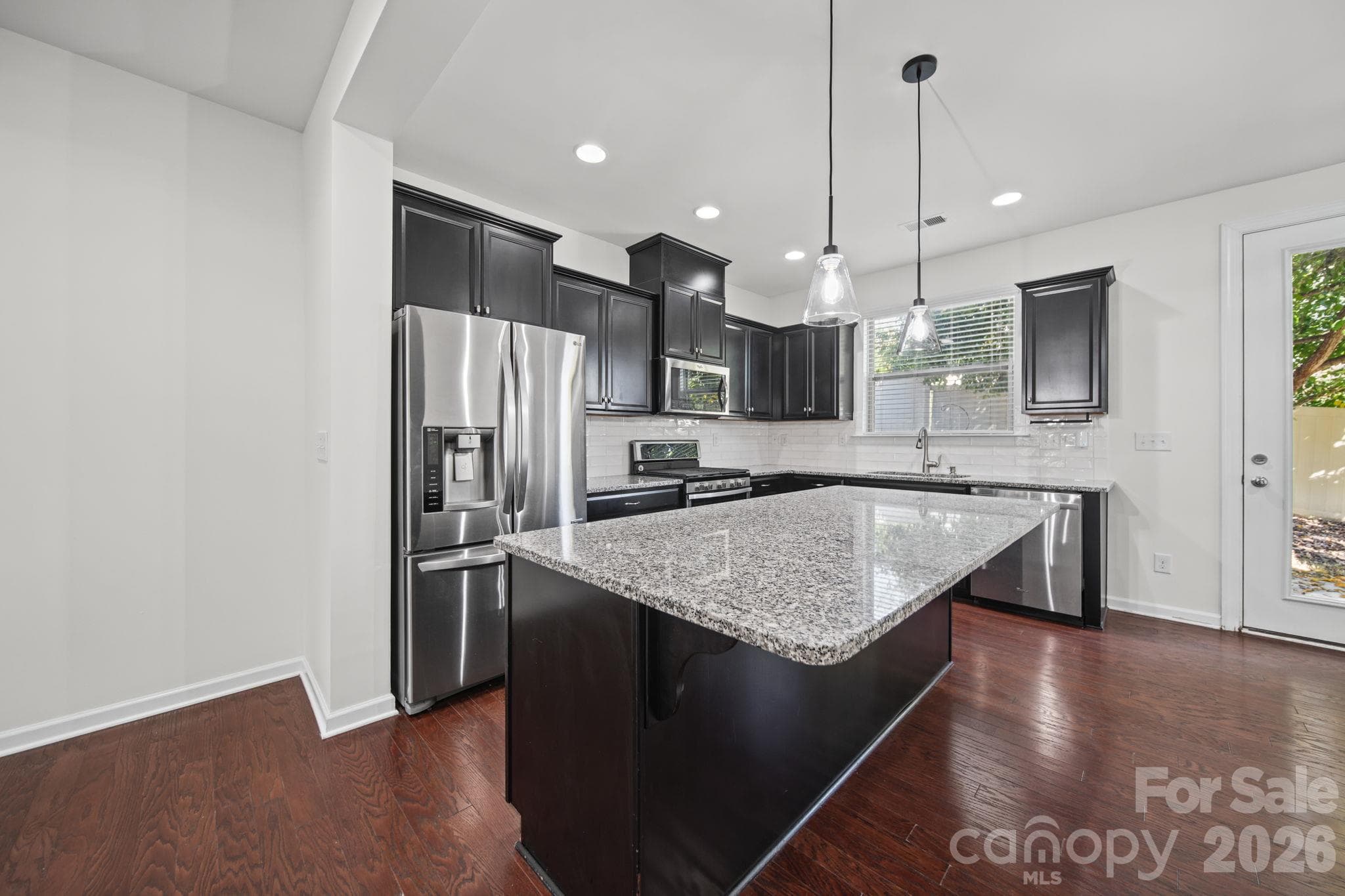Townhouse at 1108 Roderick Drive, Fort Mill, photo 9 of 45