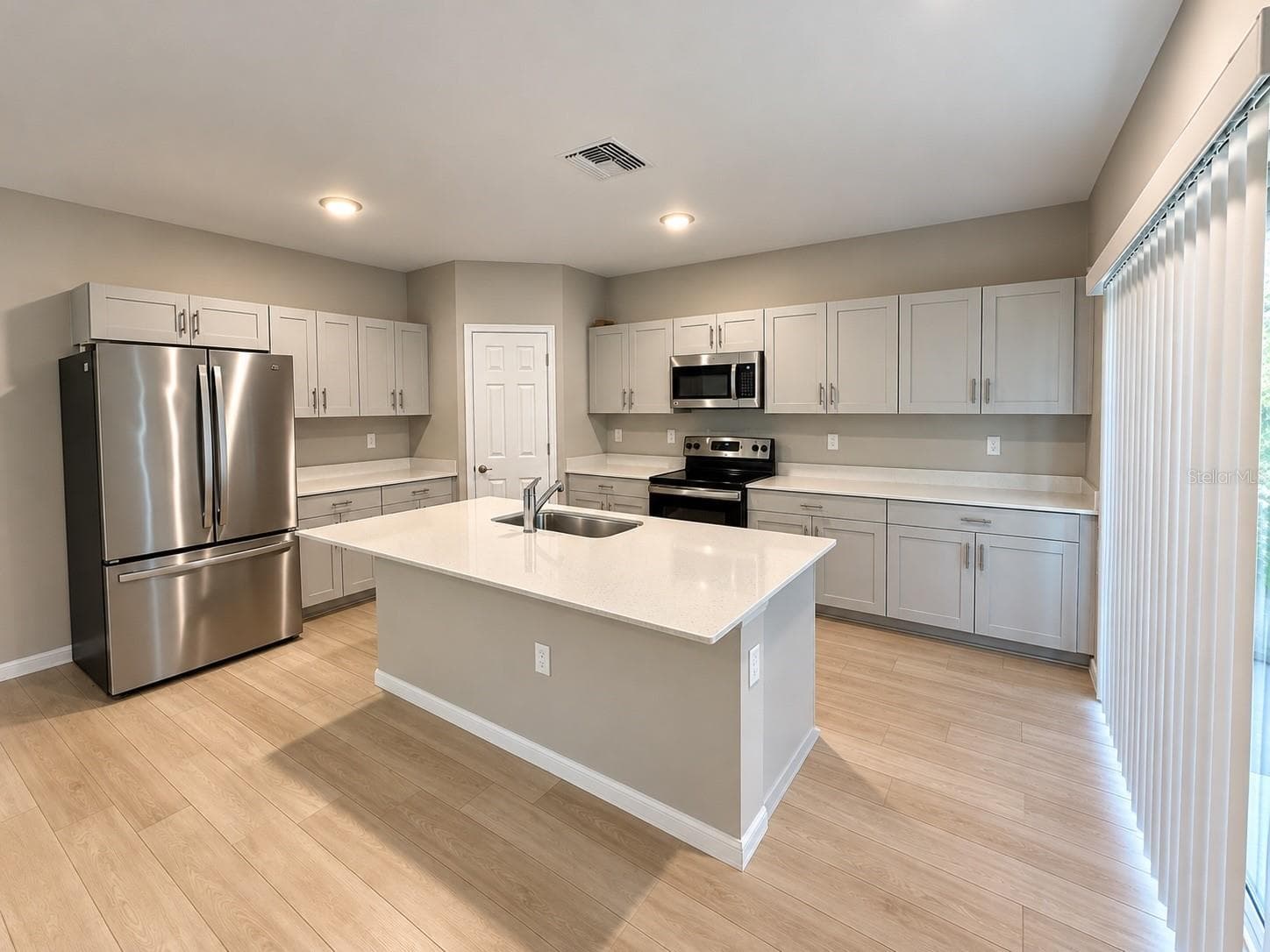 Single Family Residence at 7540 FREESIA TRCE, WESLEY CHAPEL, photo 6 of 23