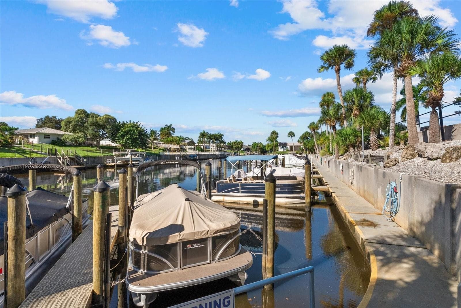 Marina Right Side - 2320 AQUABLUFF PL #V274, SARASOTA