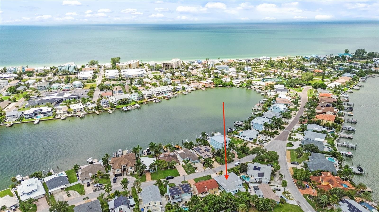 Short walk to the beach - 404 HARBOR DR S, INDIAN ROCKS BEACH