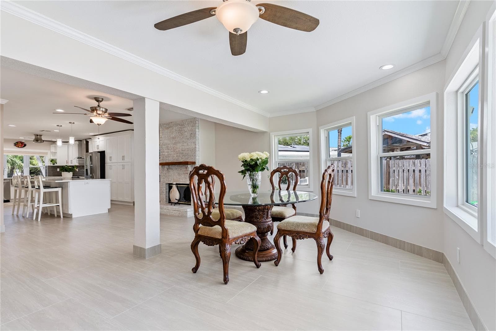 Single Family Residence at 404 HARBOR DR S, INDIAN ROCKS BEACH, photo 17 of 54