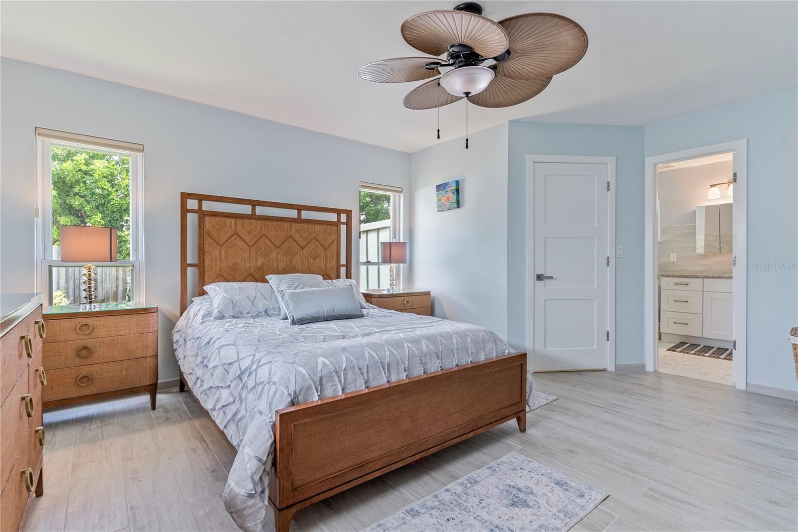 Primary Suite - 404 HARBOR DR S, INDIAN ROCKS BEACH