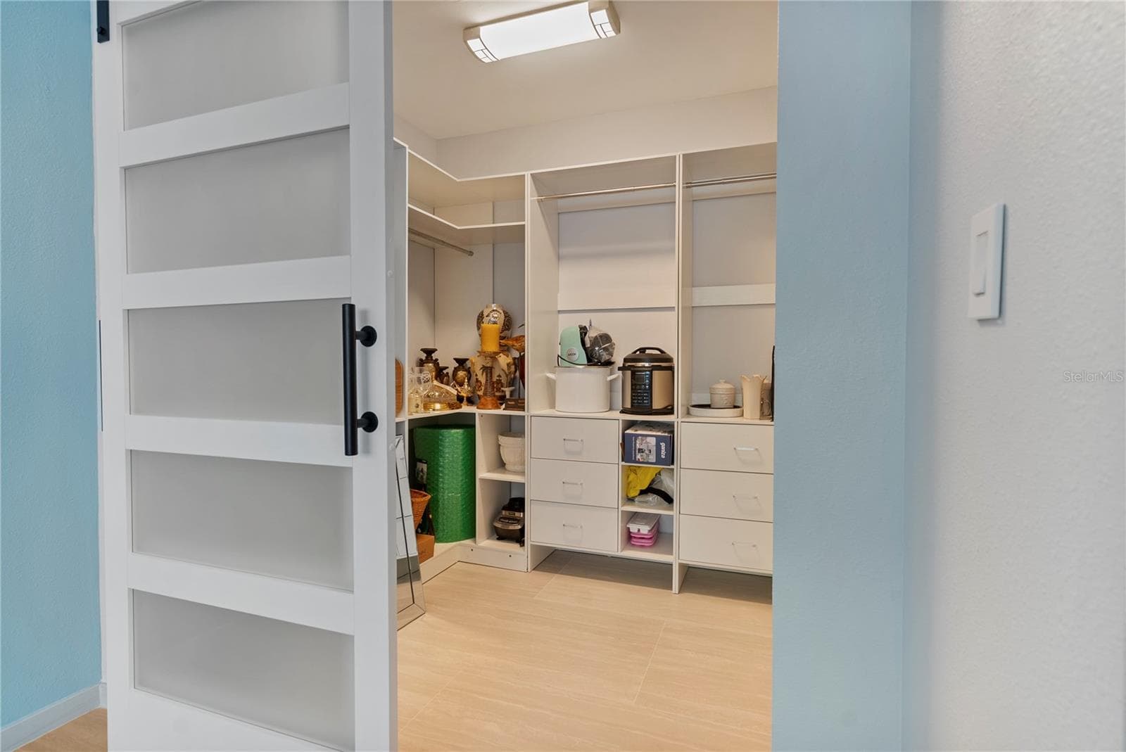 1st Guest Bedroom Walk-In Closet - 404 HARBOR DR S, INDIAN ROCKS BEACH