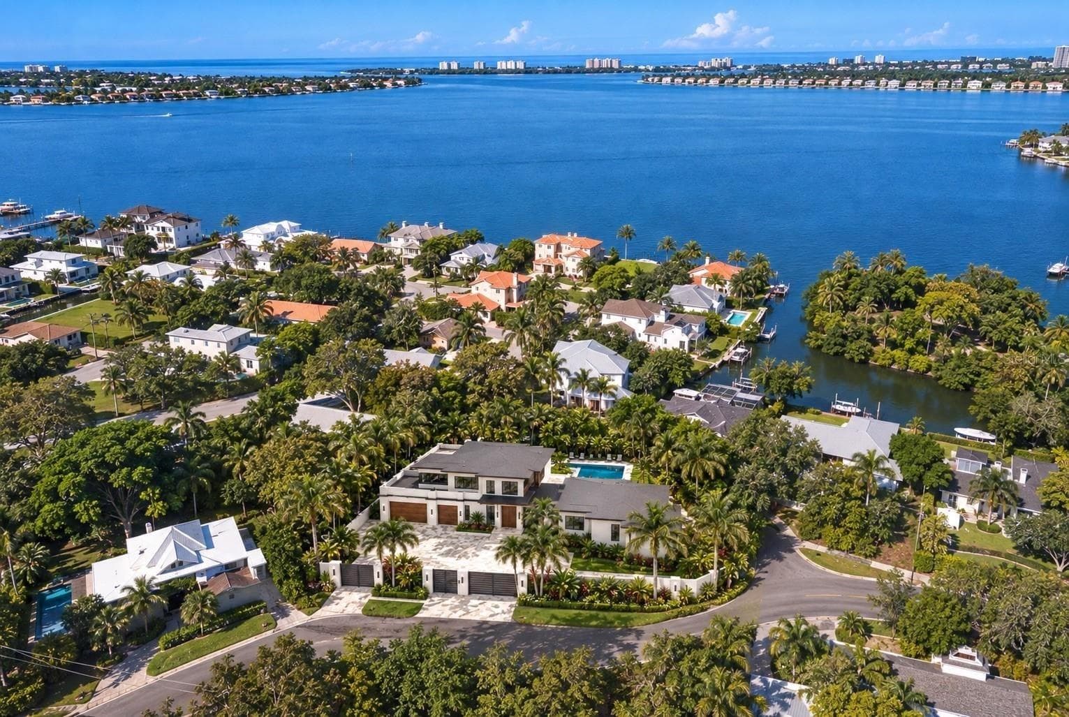 Includes virtual staging. - 2100 MCCLELLAN PKWY, SARASOTA