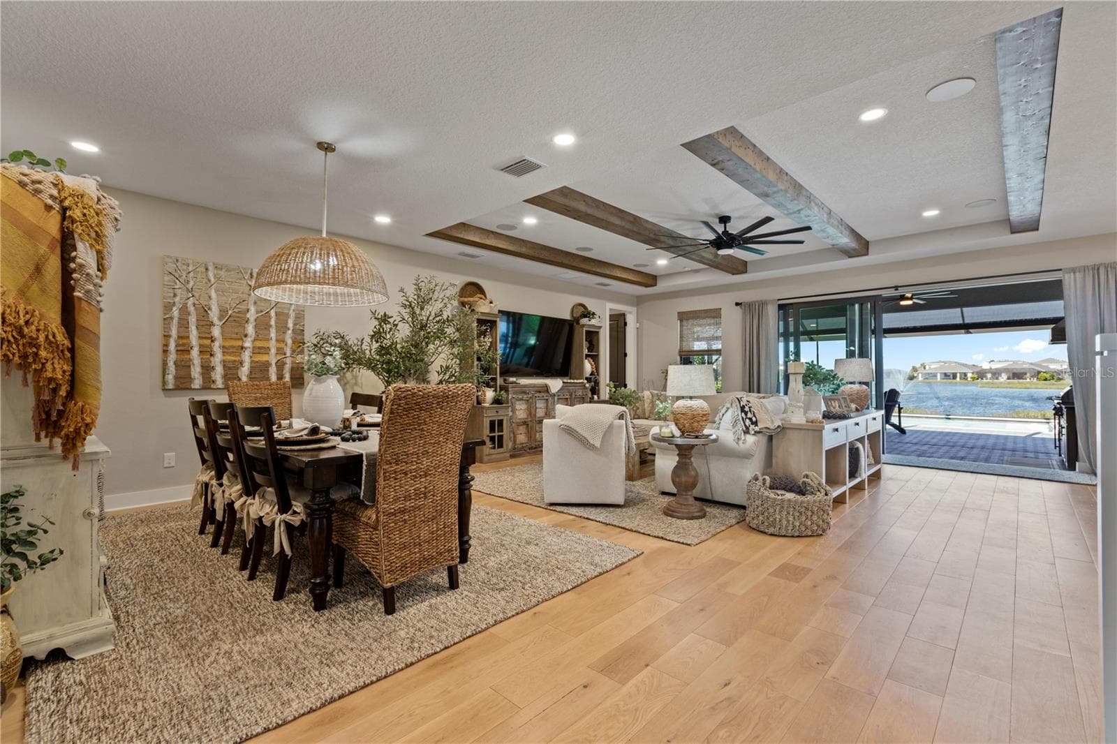 Single Family Residence at 12842 PINNACLE LN, VENICE, photo 13 of 83