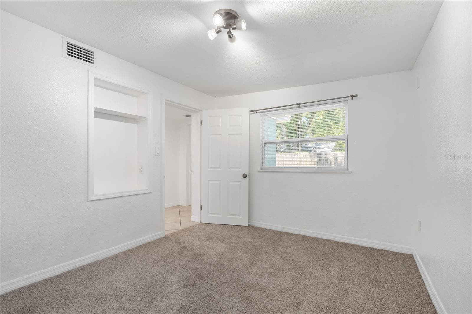 Single Family Residence at 2927 62ND AVE N, ST PETERSBURG, photo 19 of 36