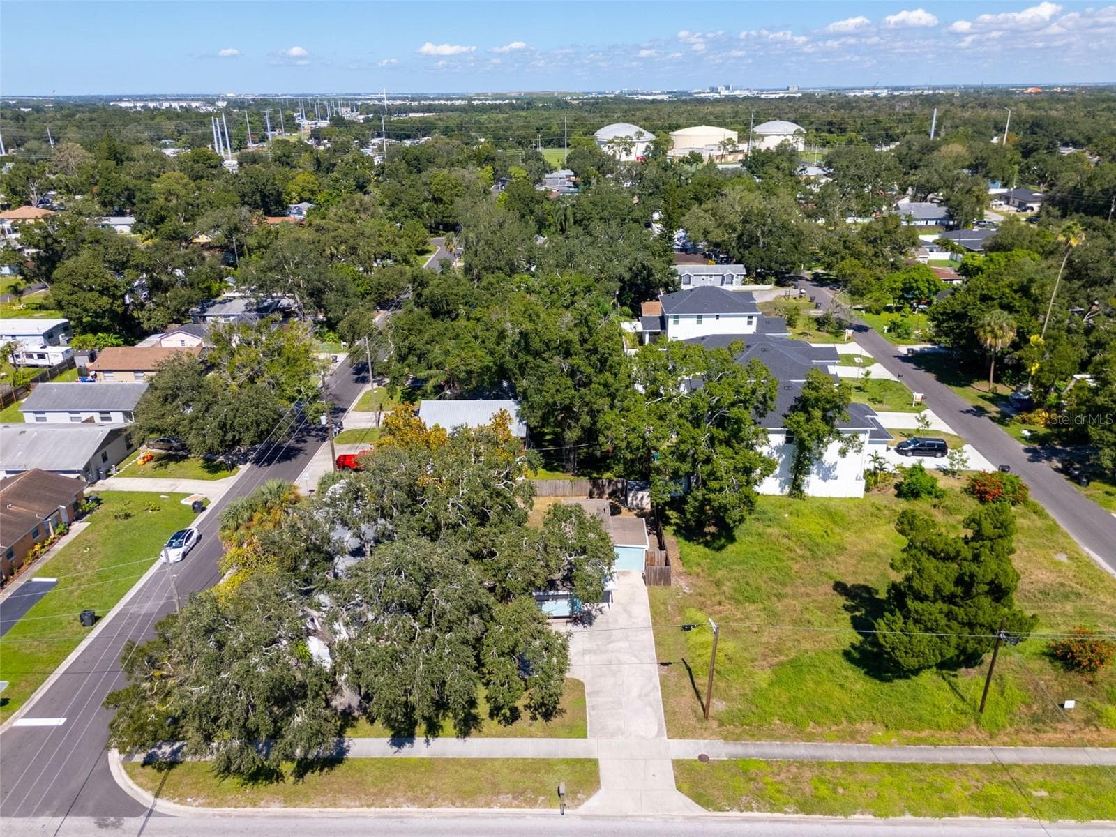 Single Family Residence at 2927 62ND AVE N, ST PETERSBURG, photo 31 of 36