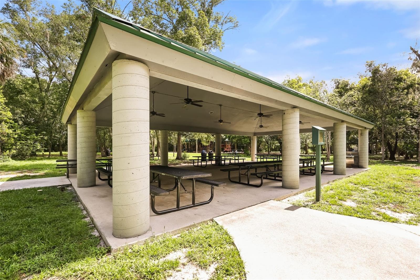 Maitland Community Park Pavilion - 1020 QUINWOOD LN, MAITLAND