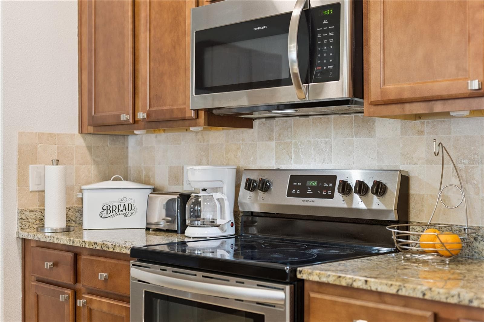 Kitchen Stove - 3139 BETHPAGE LOOP, MOUNT DORA