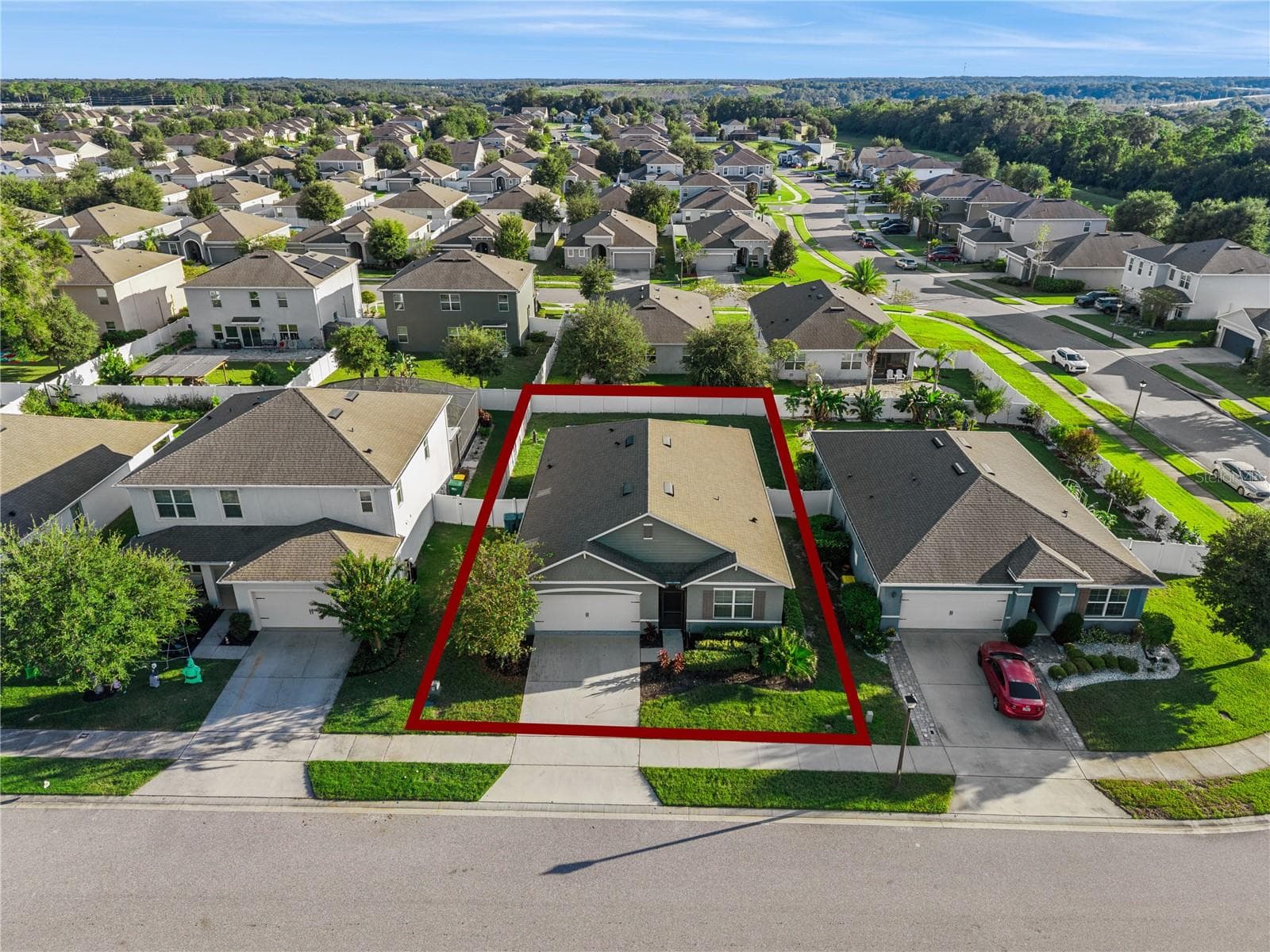 Aerial Front w/ Property Line - 3139 BETHPAGE LOOP, MOUNT DORA