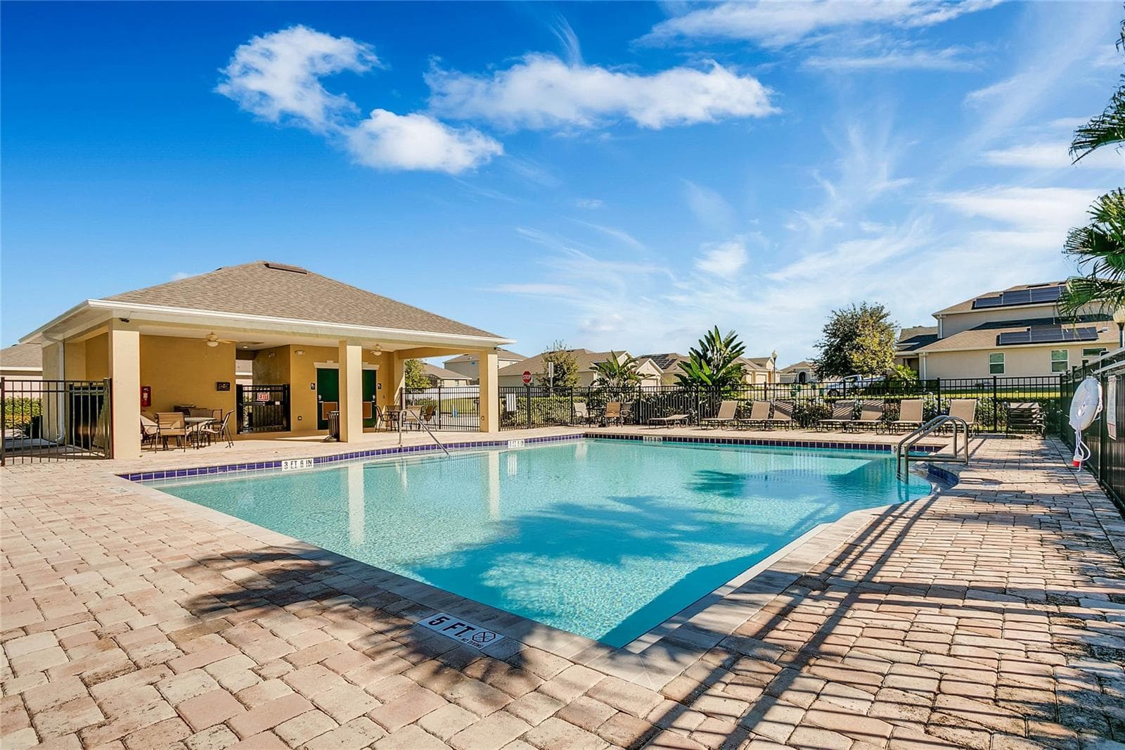 Community Pool - 3139 BETHPAGE LOOP, MOUNT DORA