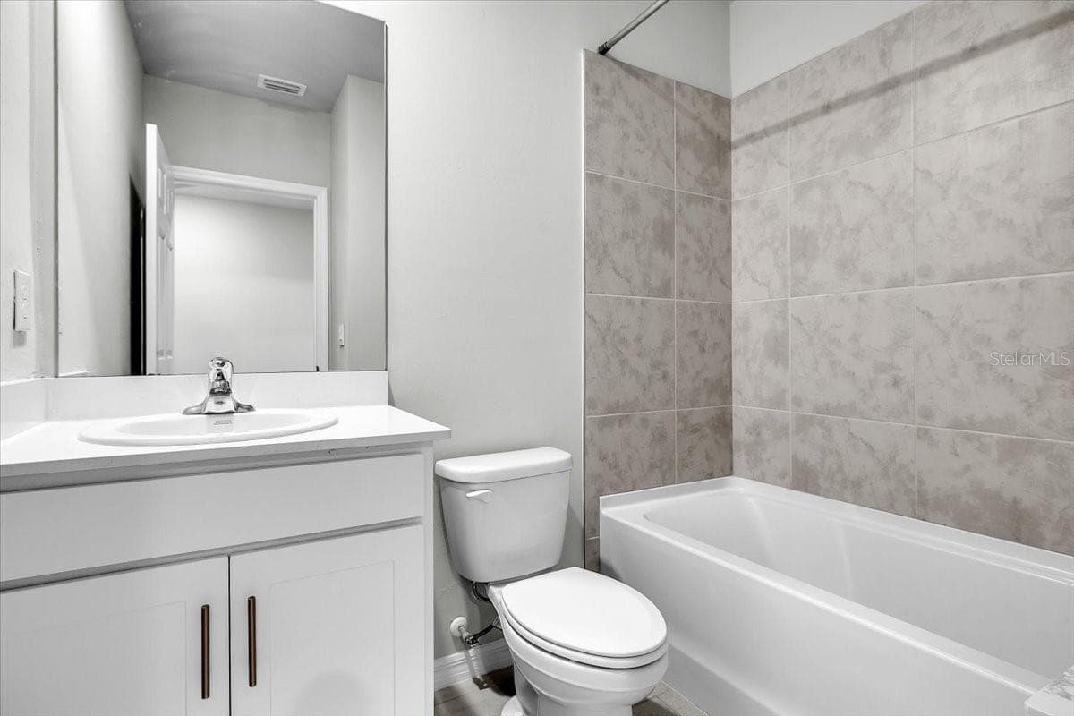 Single Family Residence at 27131 GUAPORE DR, PUNTA GORDA, photo 33 of 47