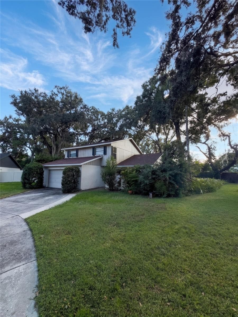 Front Right - 14714 OAK VINE DR, LUTZ