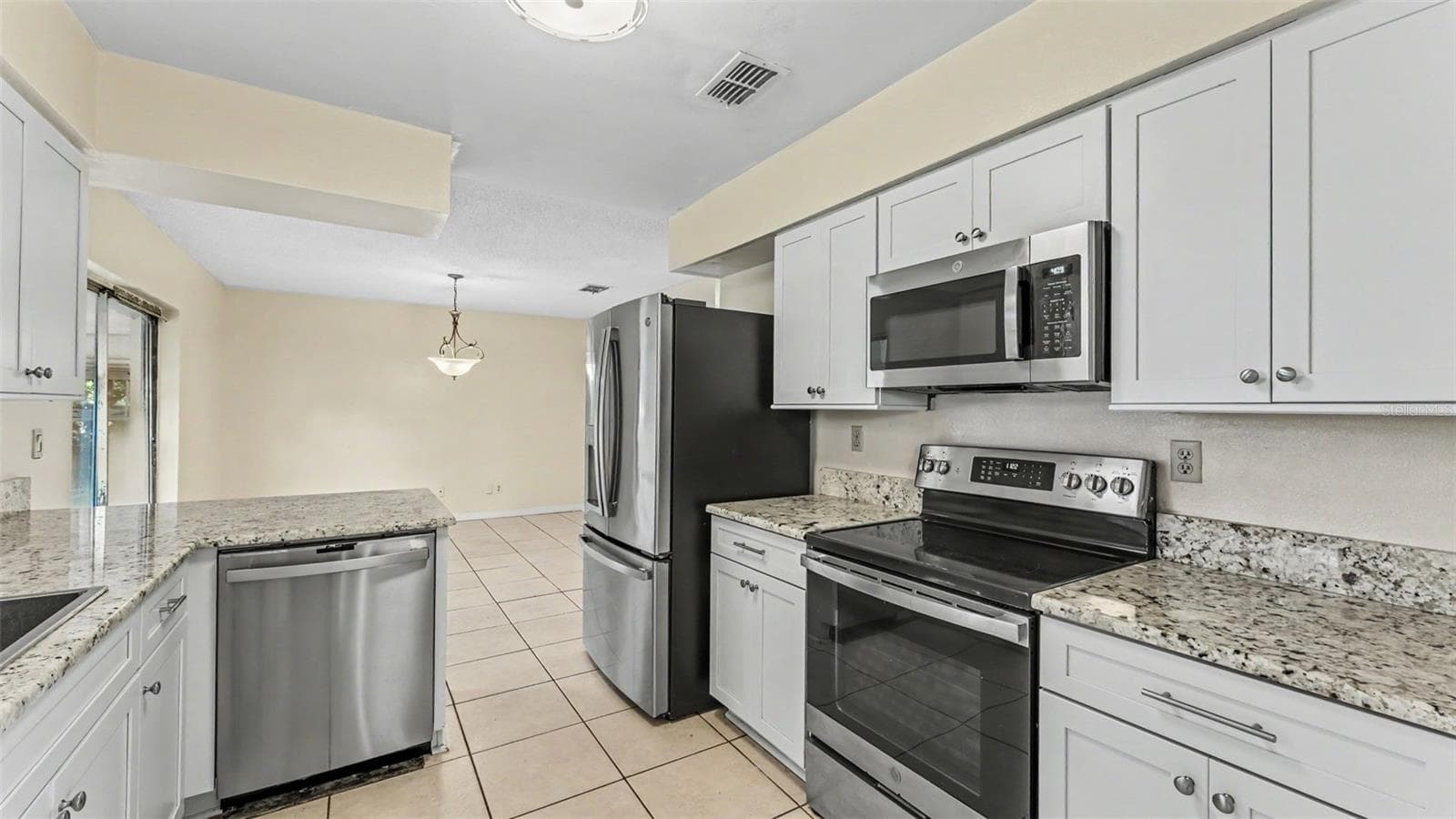 Single Family Residence at 3108 ELDERWOOD PL, SEFFNER, photo 3 of 26
