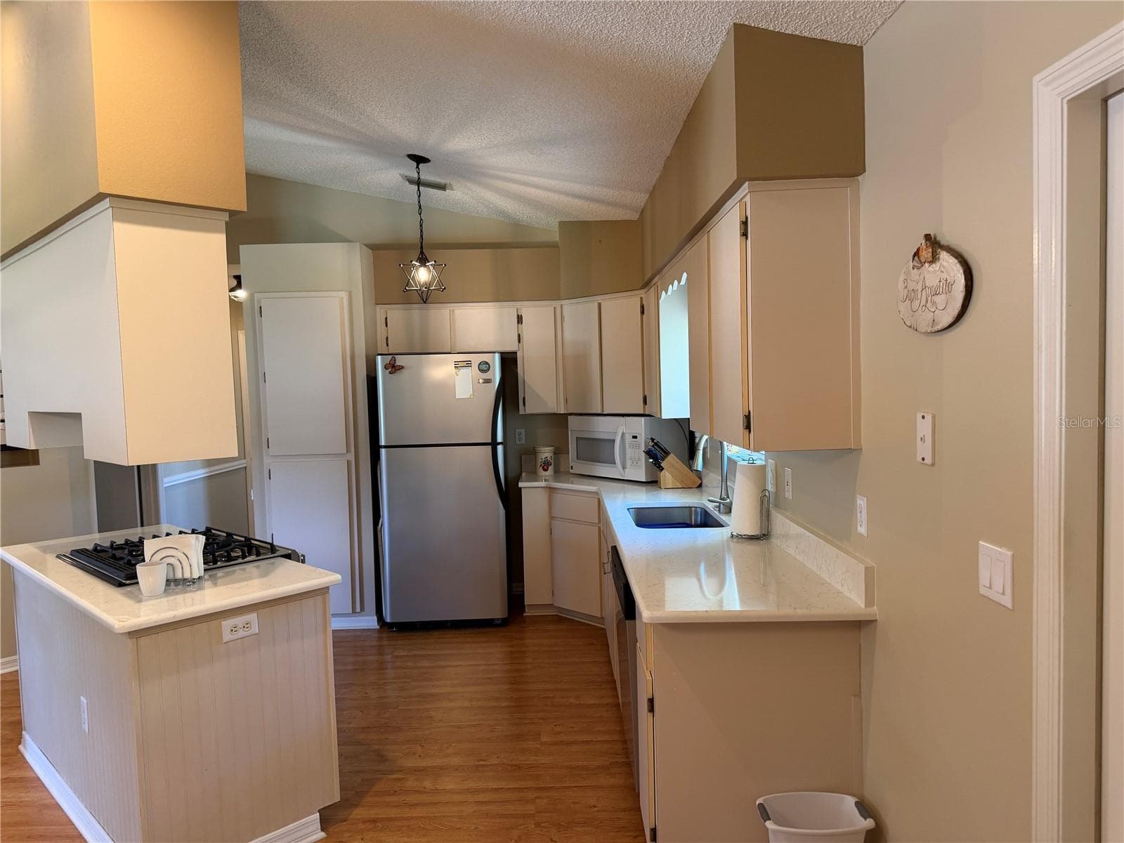 Single Family Residence at 5641 LAVER ST, LEESBURG, photo 14 of 38