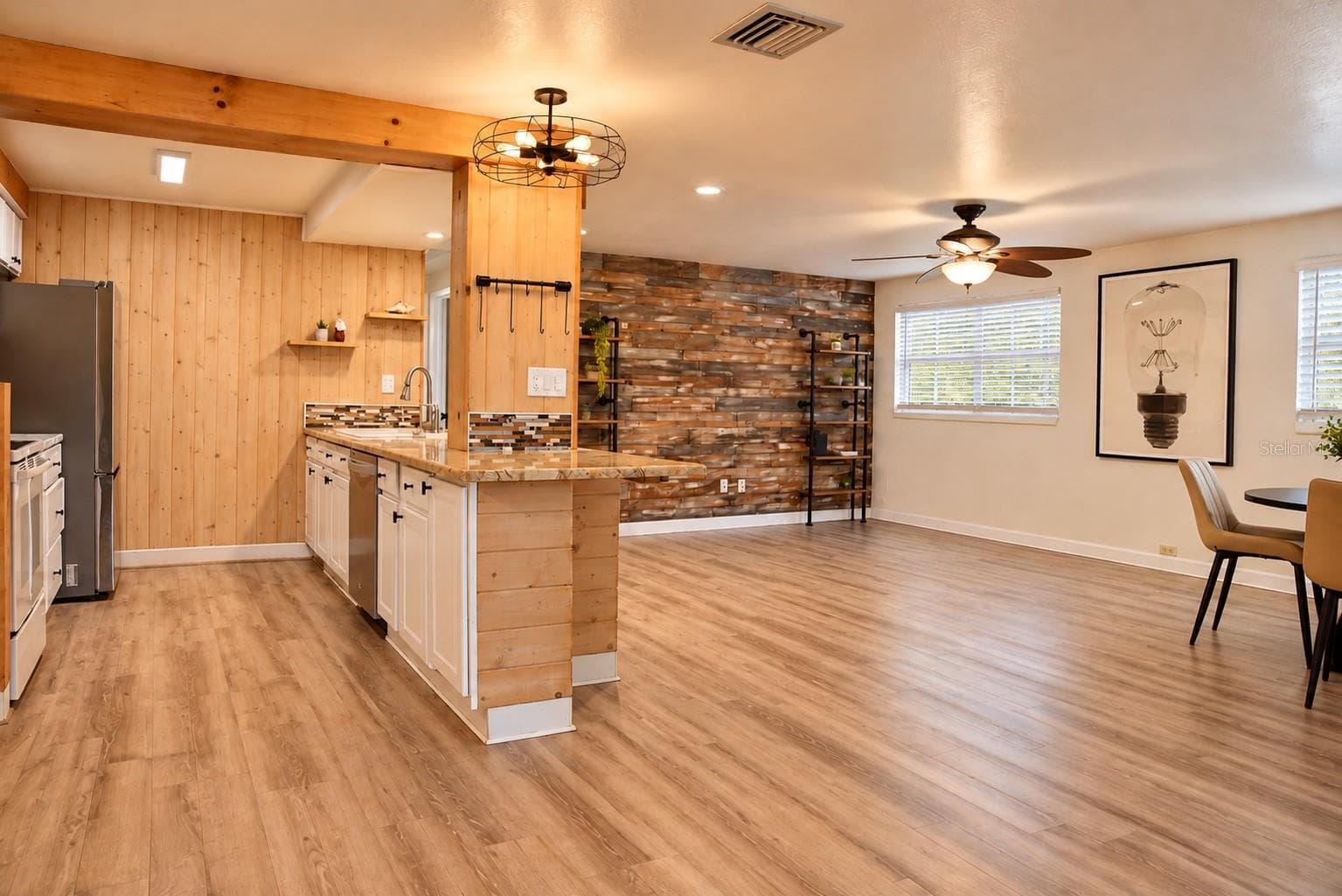 Single Family Residence at 6526 3RD AVE S, ST PETERSBURG, photo 6 of 47