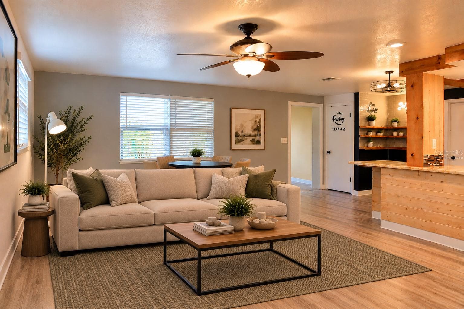 Virtually Staged - 6526 3RD AVE S, ST PETERSBURG