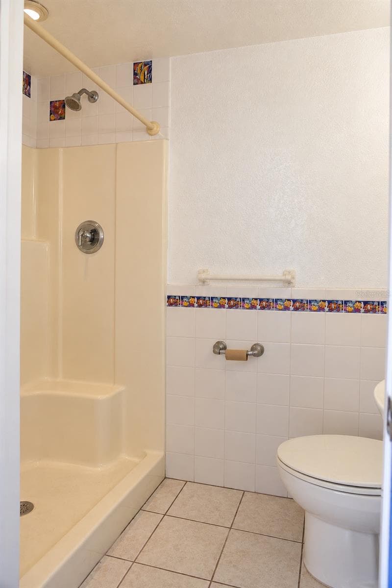 Single Family Residence at 6526 3RD AVE S, ST PETERSBURG, photo 39 of 47