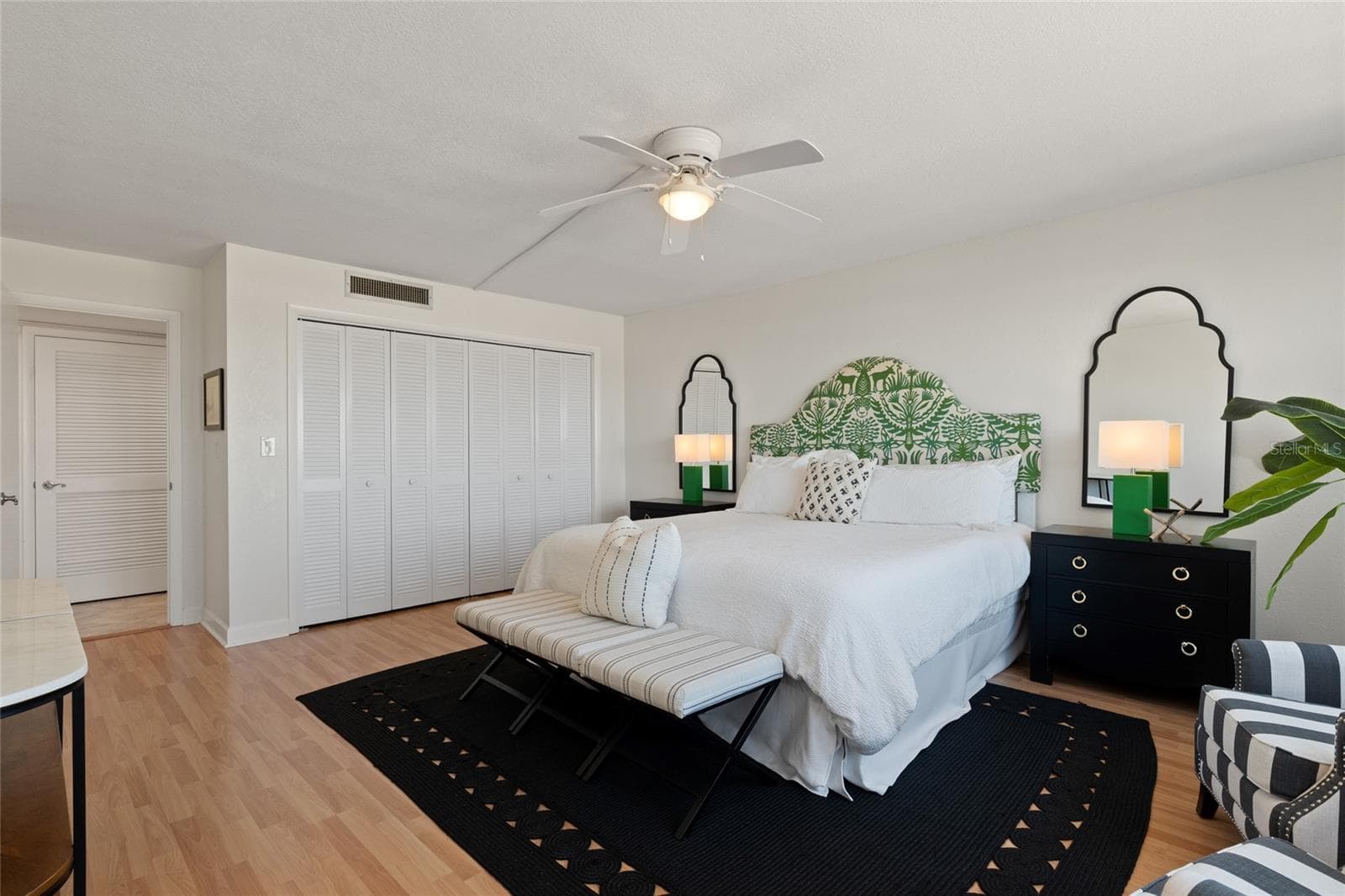 Condominium at 675 S GULFVIEW BLVD #PH4, CLEARWATER BEACH, photo 33 of 68