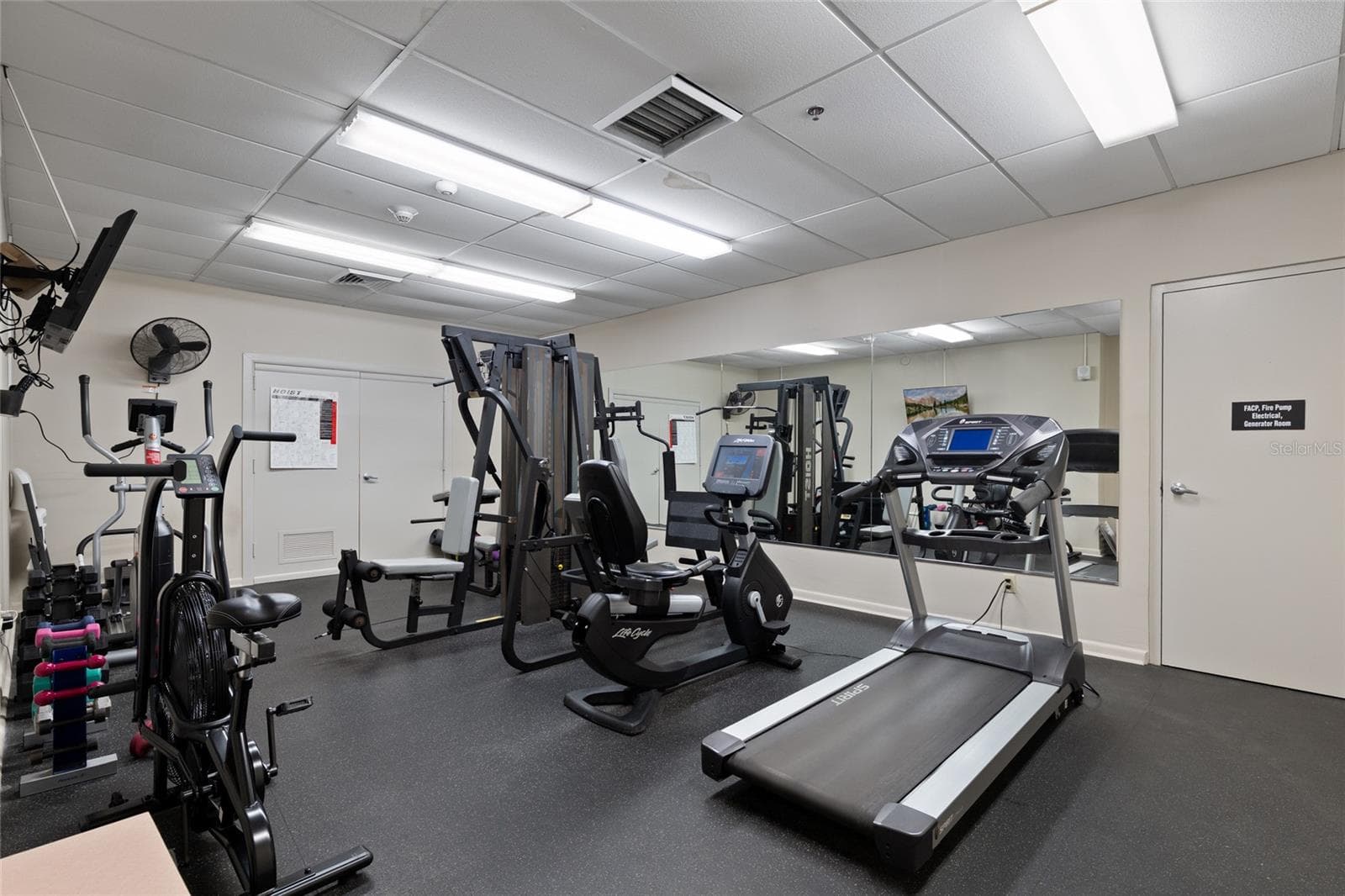Condominium at 675 S GULFVIEW BLVD #PH4, CLEARWATER BEACH, photo 46 of 68