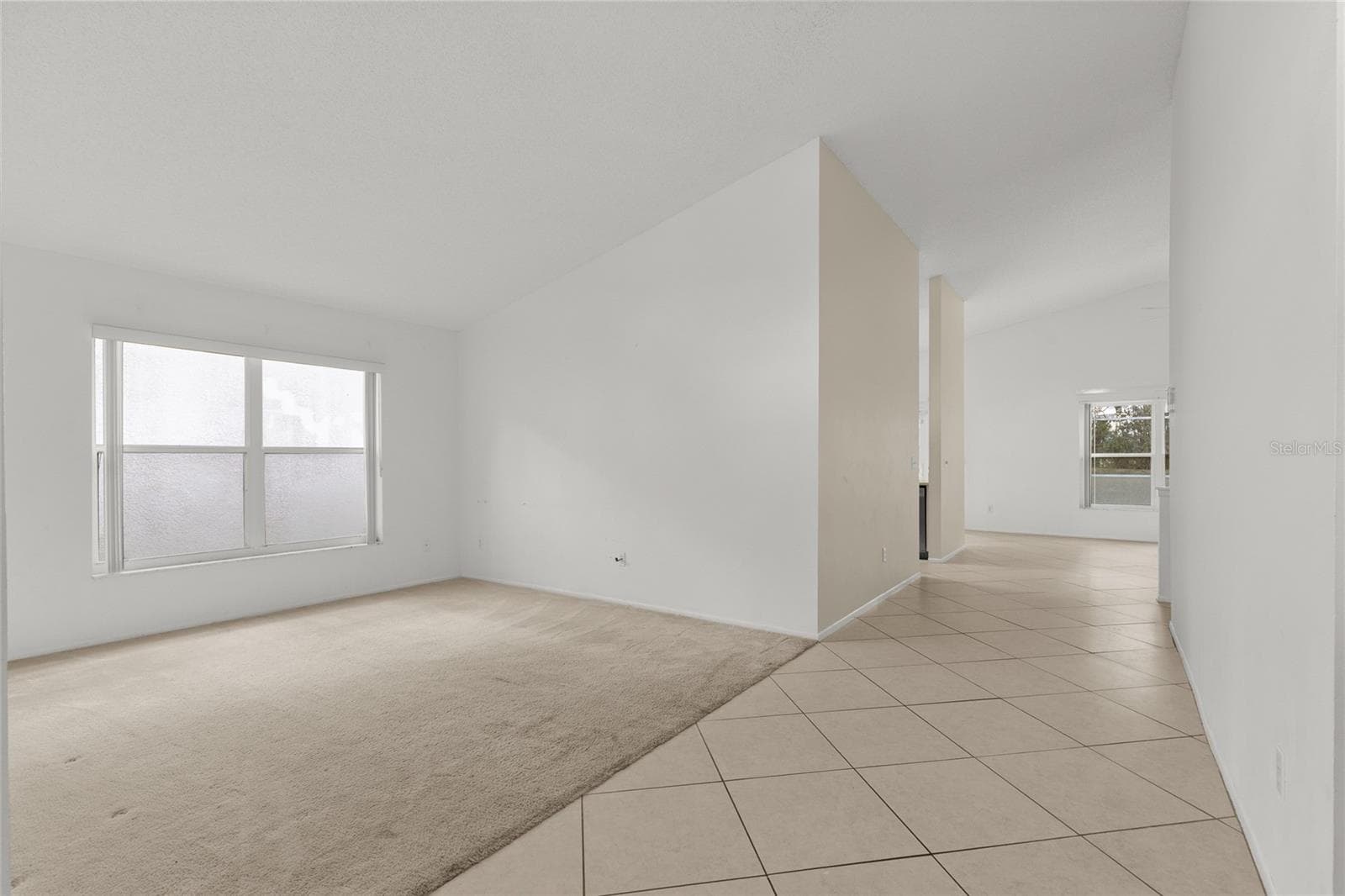 Single Family Residence at 421 BAILEY CIR, DAVENPORT, photo 5 of 32