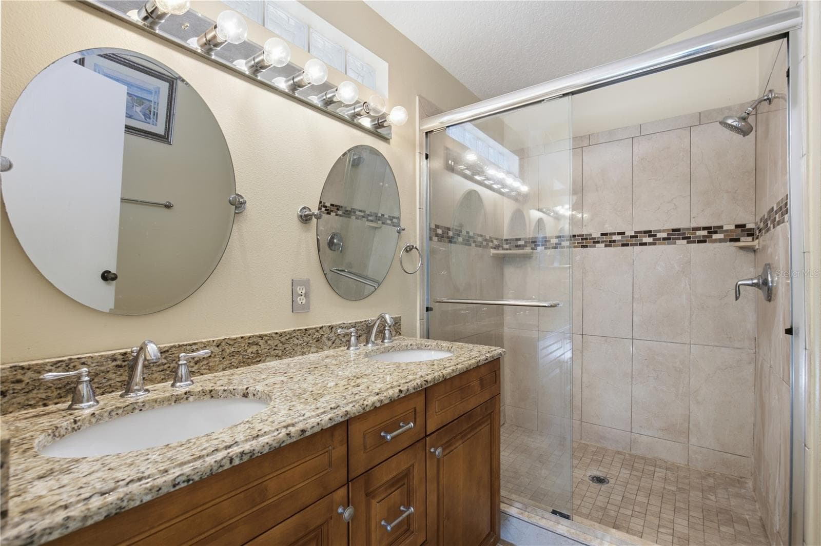 Single Family Residence at 421 BAILEY CIR, DAVENPORT, photo 19 of 32
