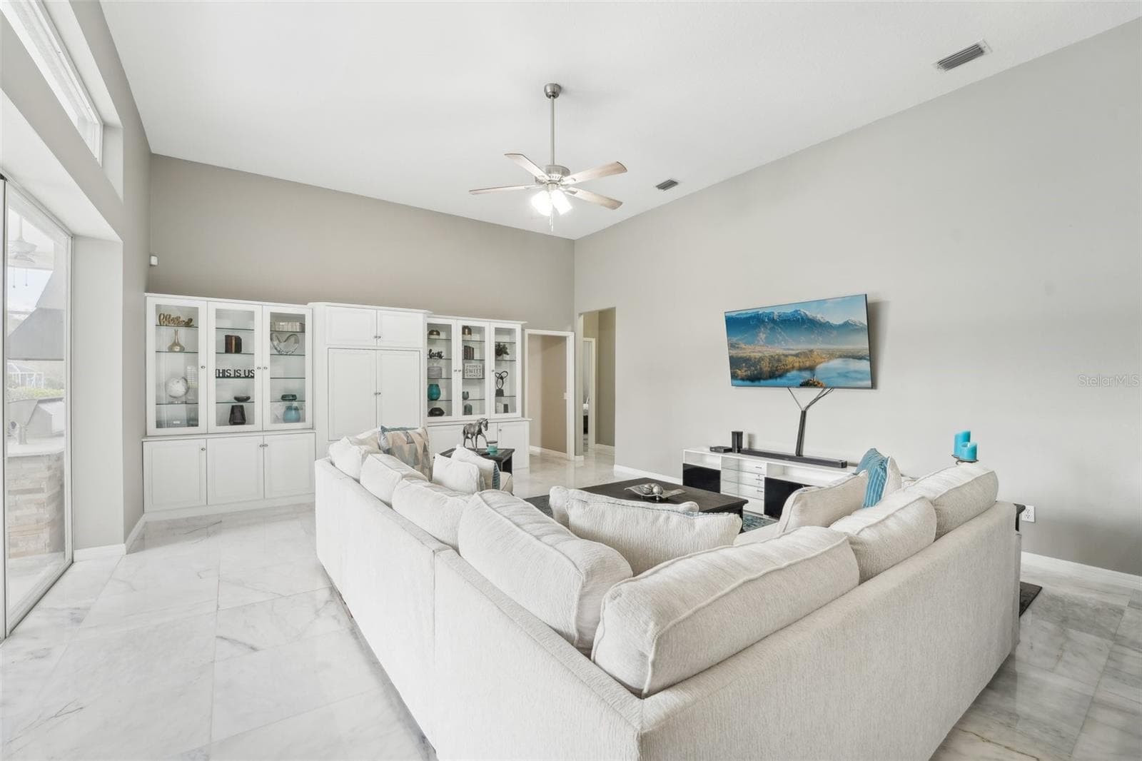 Single Family Residence at 6428 RENWICK CIR, TAMPA, photo 23 of 73