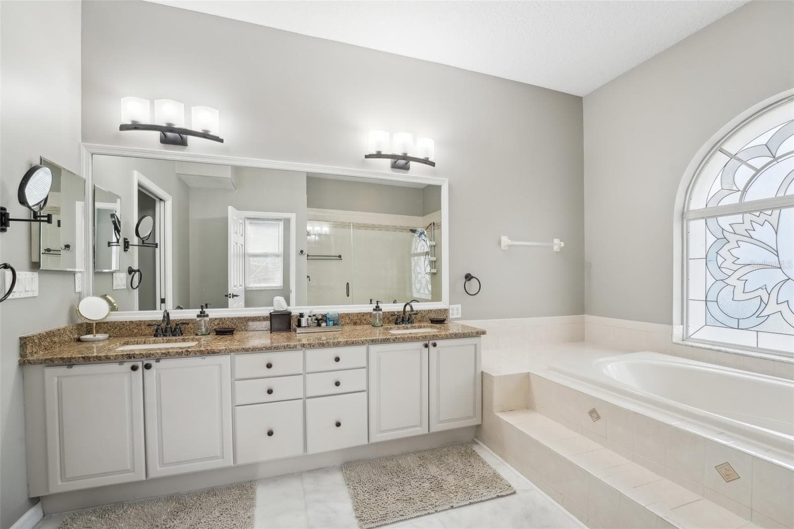 Single Family Residence at 6428 RENWICK CIR, TAMPA, photo 41 of 73