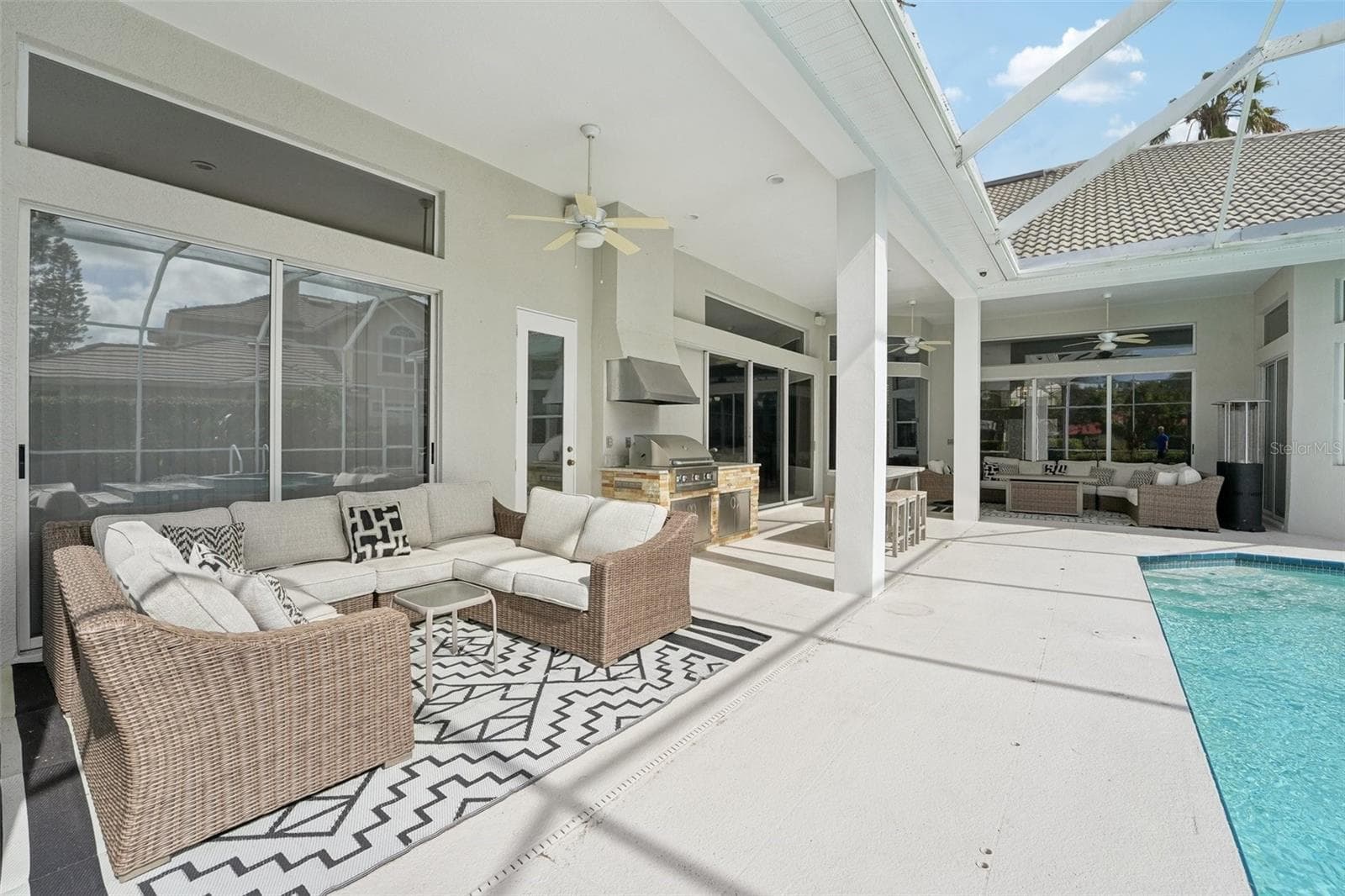 Single Family Residence at 6428 RENWICK CIR, TAMPA, photo 57 of 73
