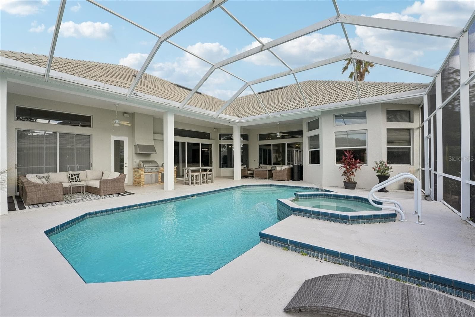 Single Family Residence at 6428 RENWICK CIR, TAMPA, photo 59 of 73