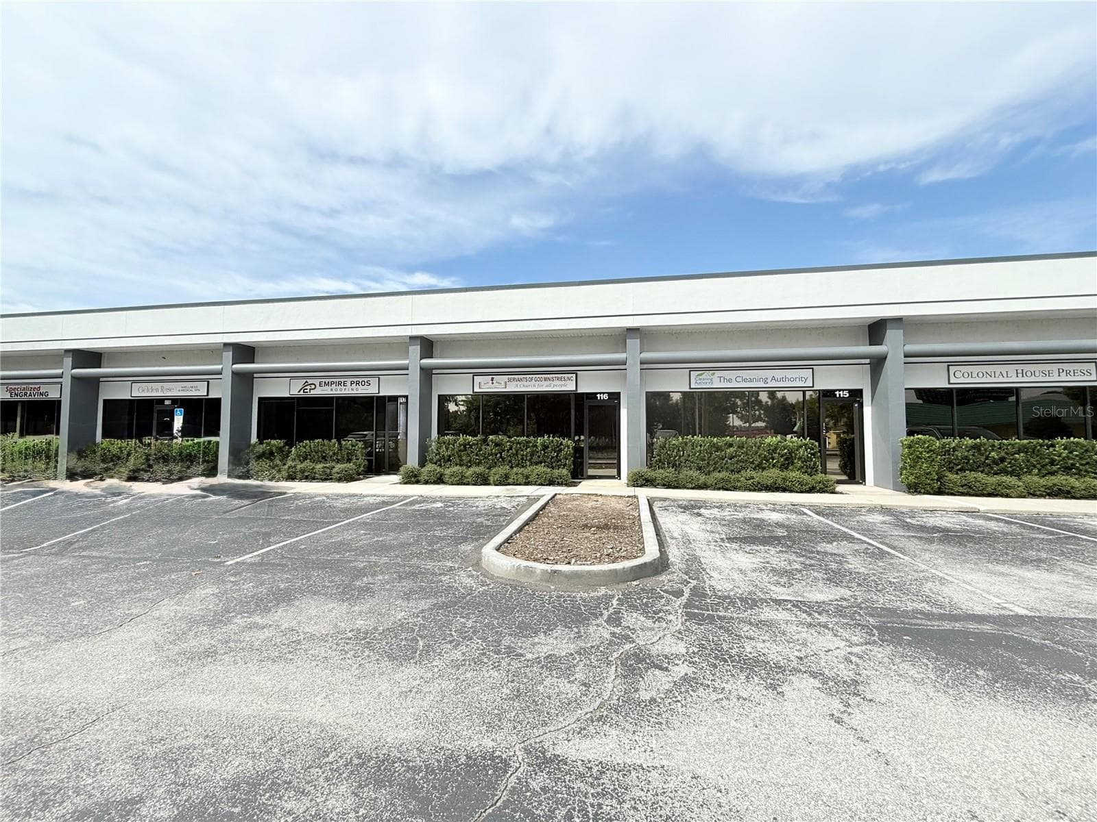 Retail at 1706 E SEMORAN BLVD #116, APOPKA, photo 2 of 23