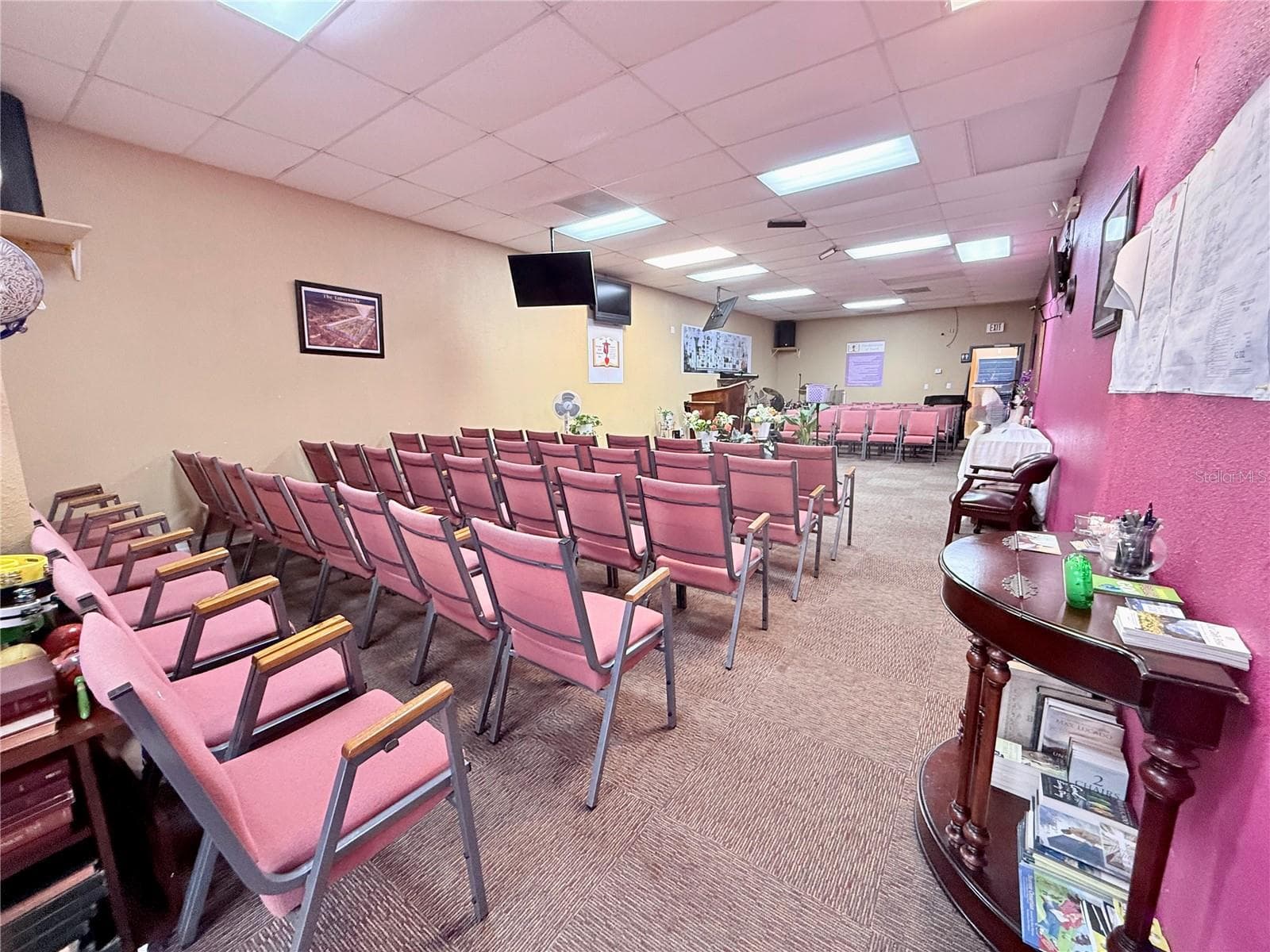 Retail at 1706 E SEMORAN BLVD #116, APOPKA, photo 3 of 23
