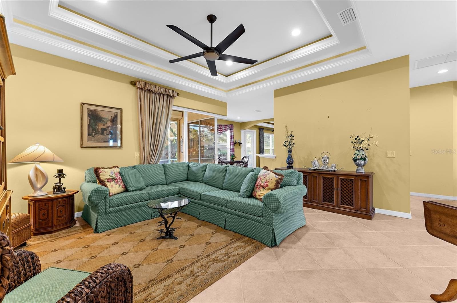 Single Family Residence at 2524 JEFFERSON CIR, SARASOTA, photo 4 of 28