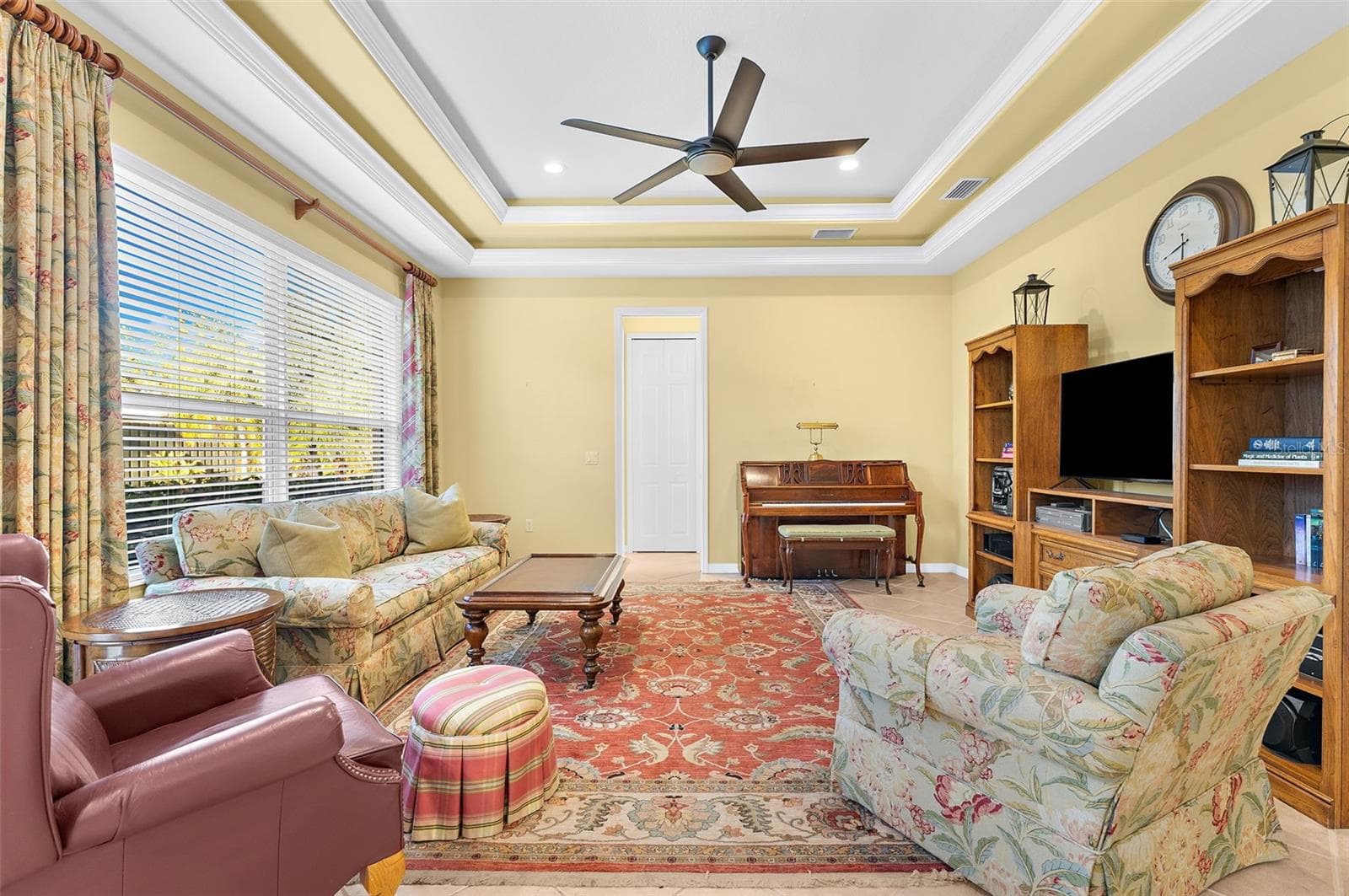 Single Family Residence at 2524 JEFFERSON CIR, SARASOTA, photo 21 of 28