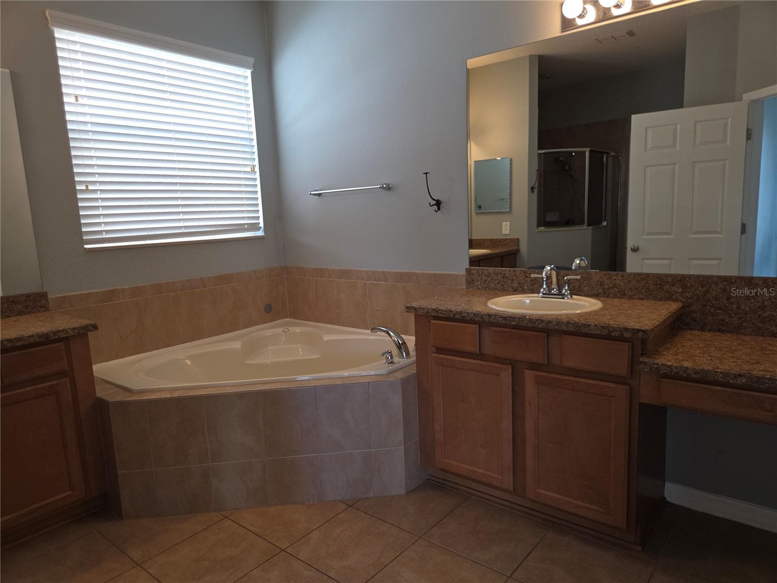 Single Family Residence at 4620 CYPRESS LANDING LN, ST CLOUD, photo 14 of 52