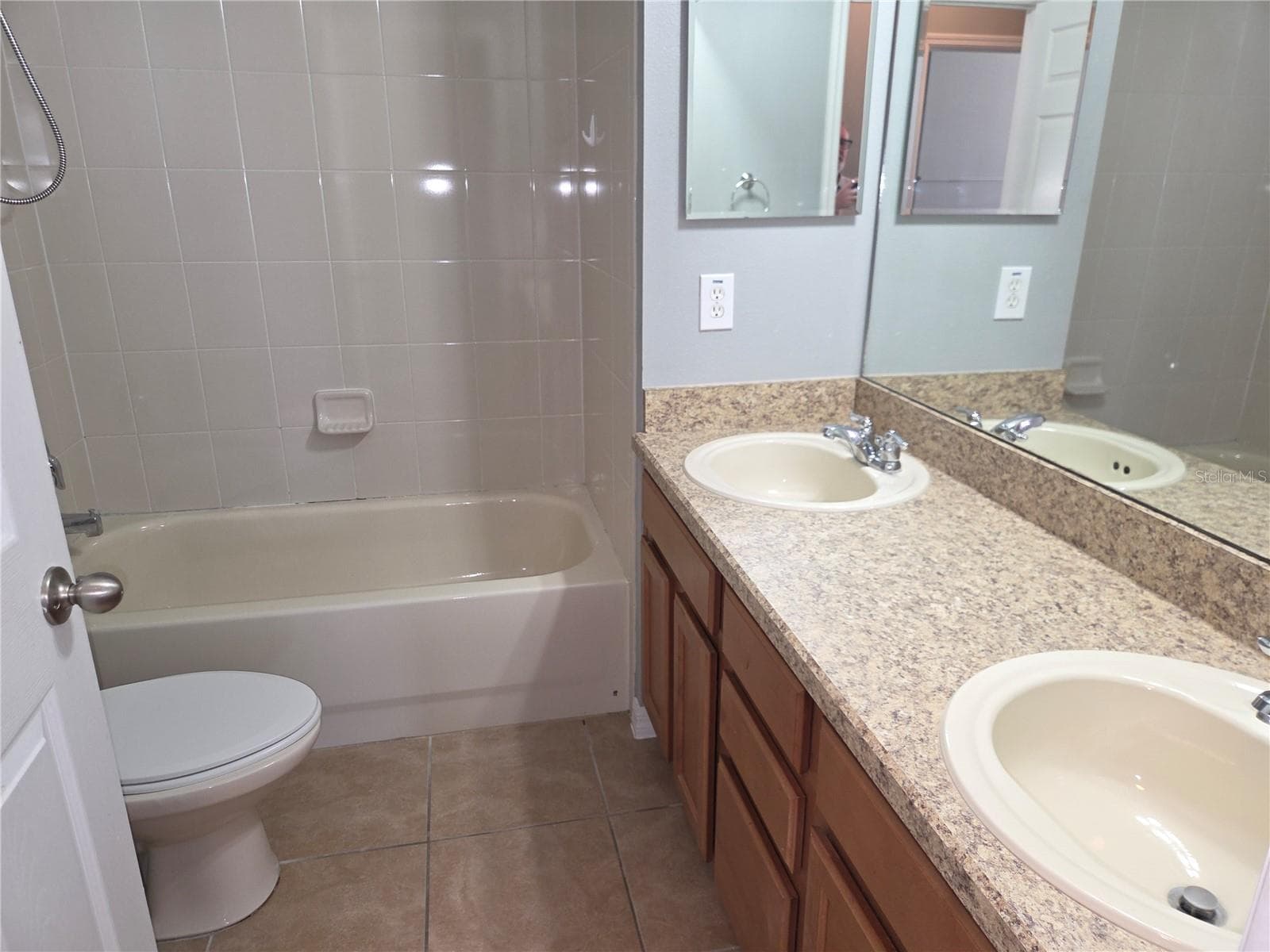 Single Family Residence at 4620 CYPRESS LANDING LN, ST CLOUD, photo 34 of 52