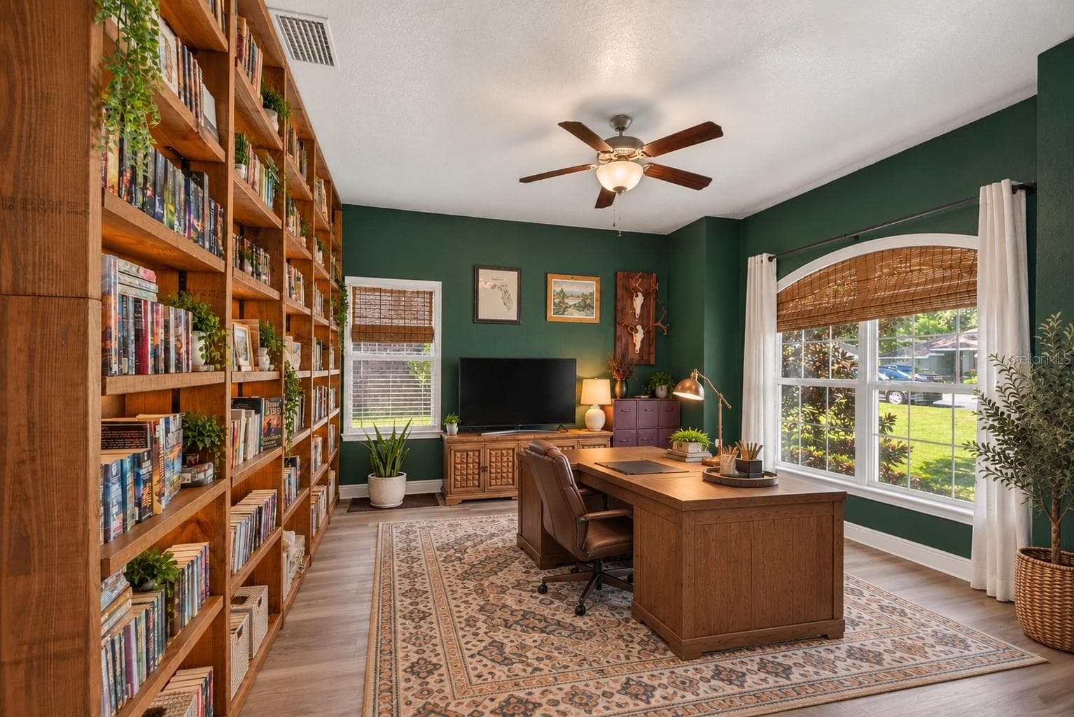 Den/Library/Office - 6746 SE 12TH PL, OCALA