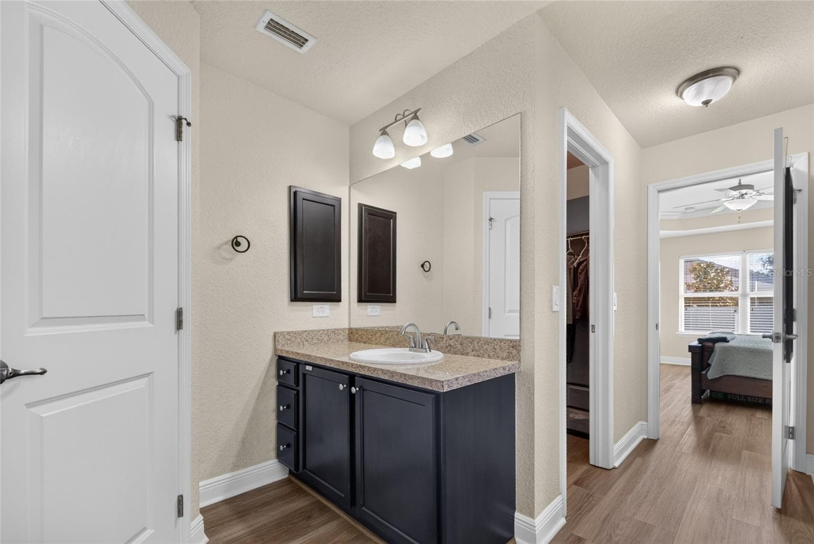 Primary Bathroom - 6746 SE 12TH PL, OCALA