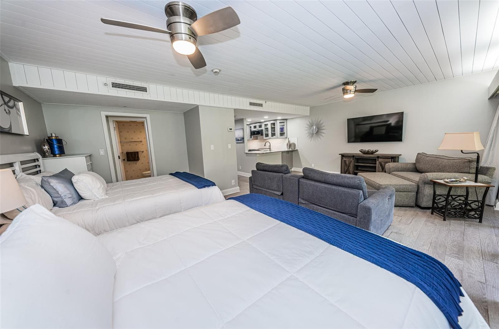 Condominium at 36750 US HIGHWAY 19 N #3-209, PALM HARBOR, photo 25 of 99