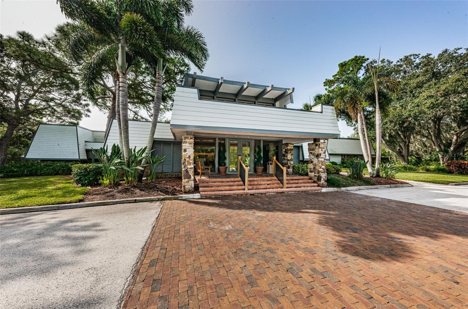 Condominium at 36750 US HIGHWAY 19 N #3-209, PALM HARBOR, photo 42 of 99