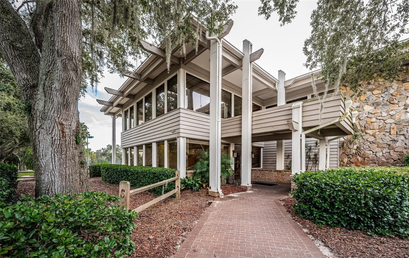 Condominium at 36750 US HIGHWAY 19 N #3-209, PALM HARBOR, photo 94 of 99