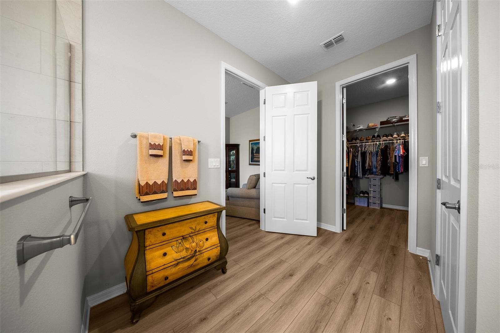 Primary Bath and Walk in Closet - 10691 SW 99TH PL, OCALA