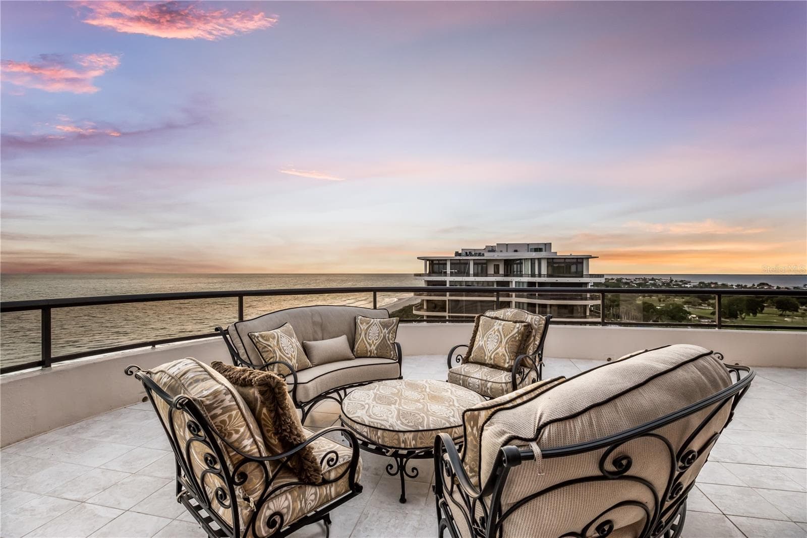 Condominium at 415 L AMBIANCE DR #PH-F, LONGBOAT KEY, photo 18 of 65