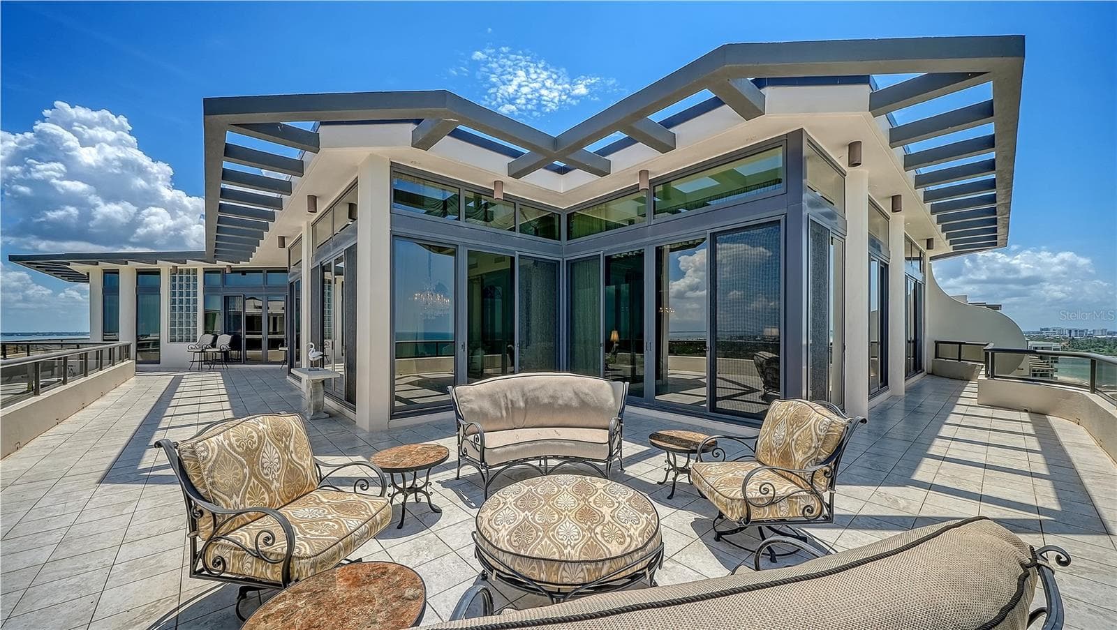 Condominium at 415 L AMBIANCE DR #PH-F, LONGBOAT KEY, photo 19 of 65