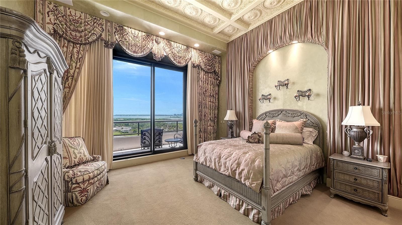 Condominium at 415 L AMBIANCE DR #PH-F, LONGBOAT KEY, photo 44 of 65