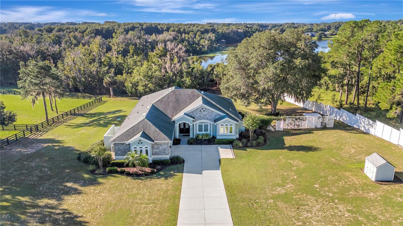 Single Family Residence at 17710 PALM VIEW CIR, MOUNT DORA, photo 135 of 159