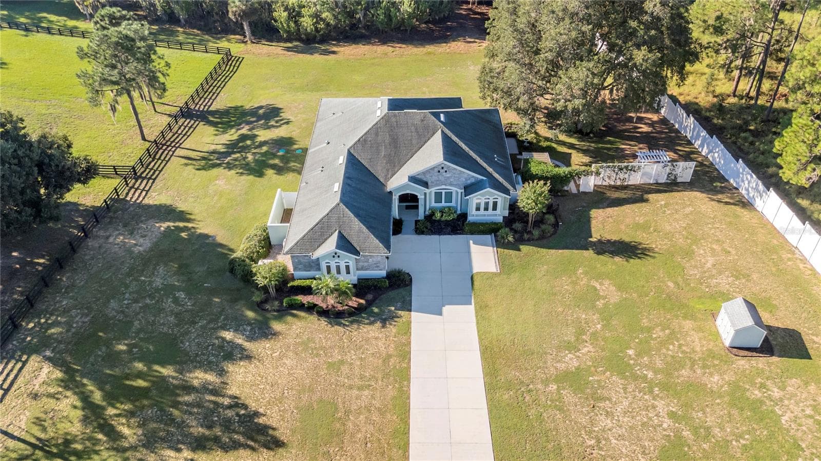 Single Family Residence at 17710 PALM VIEW CIR, MOUNT DORA, photo 137 of 159
