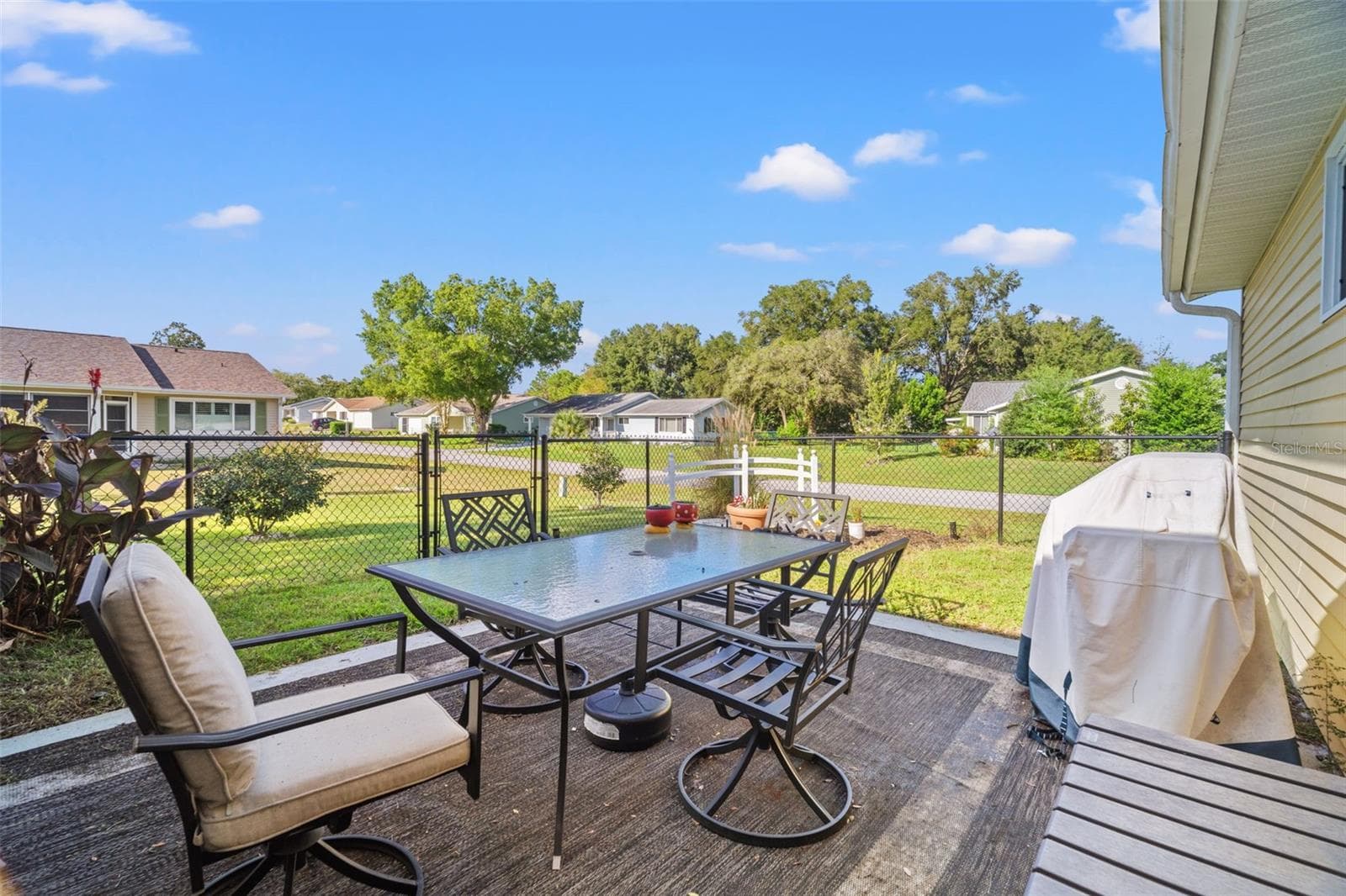 Fenced in Patio - 11530 SW 84TH AVENUE RD, OCALA