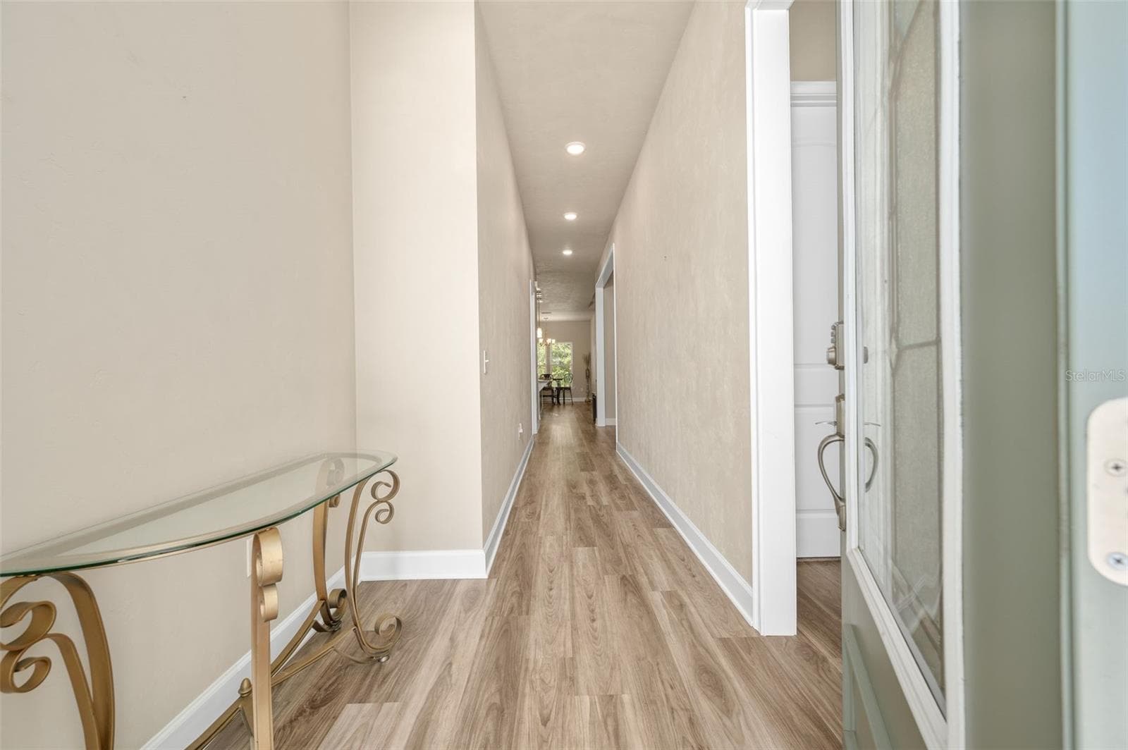 Entryway - 1402 NW 132ND BLVD, NEWBERRY