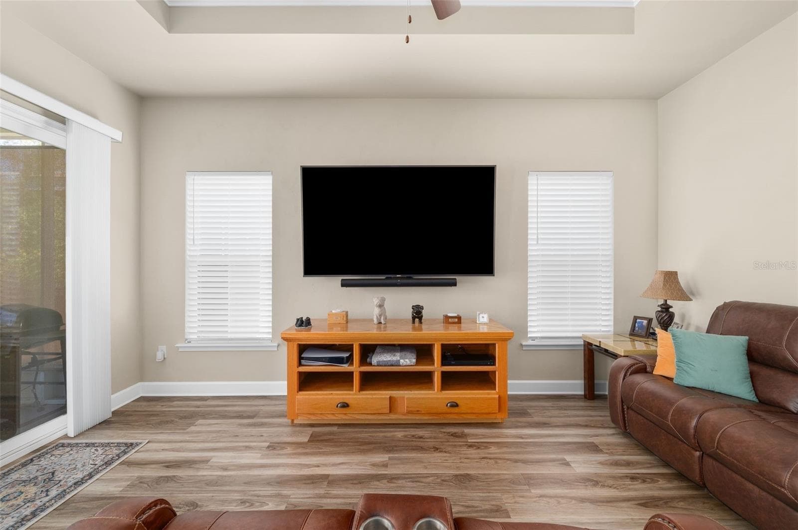Living Room - 1402 NW 132ND BLVD, NEWBERRY